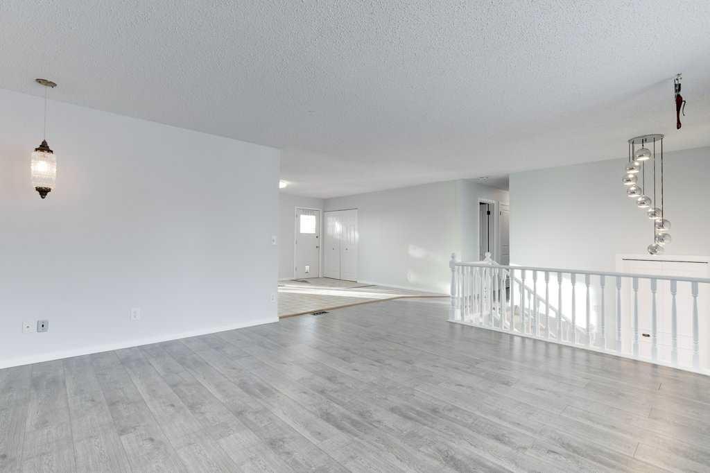 Picture for 5501 58 Street 