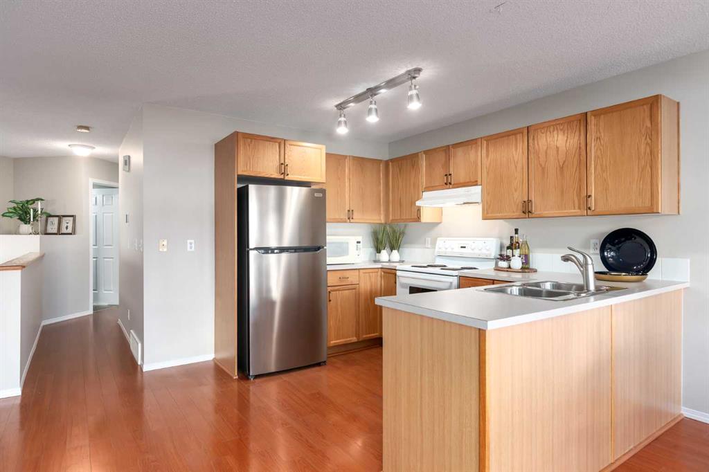 Picture for 419 Coventry Road NE