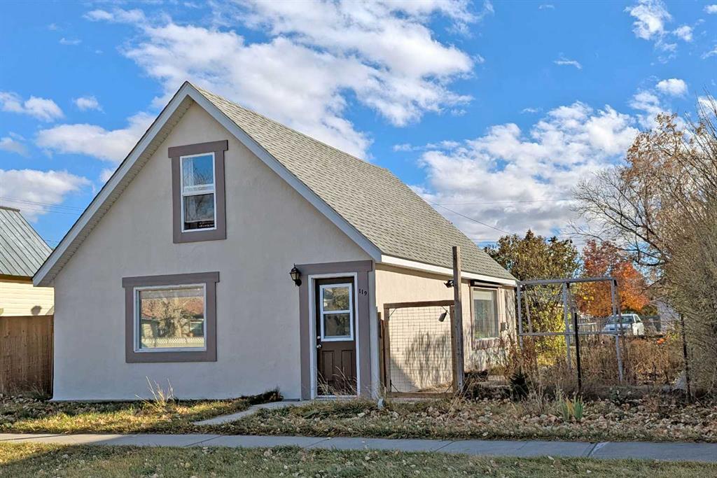 Picture for 119 47 Street W