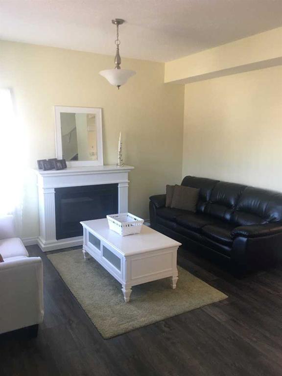 Picture for 1100 Bayview Gardens SW