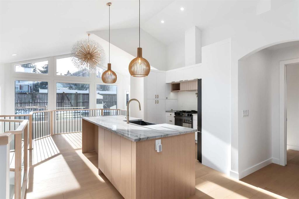 Picture for 58 Edgevalley Close NW