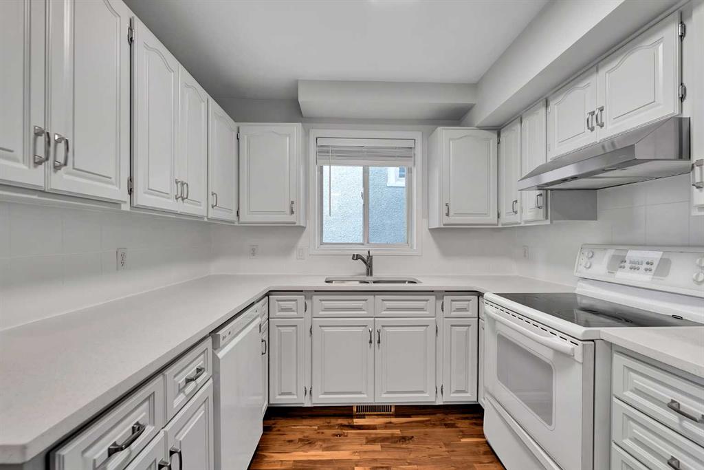 Picture for 2, 1516 11 Avenue SW