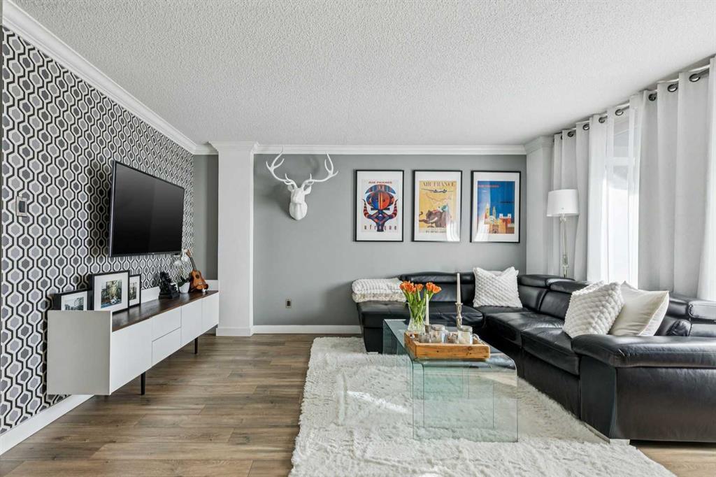 Picture for 205, 1213 13 Avenue SW