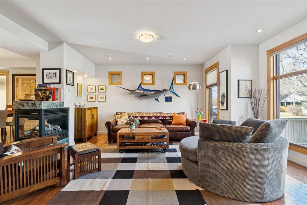 Picture for 2407 Westmount Road NW