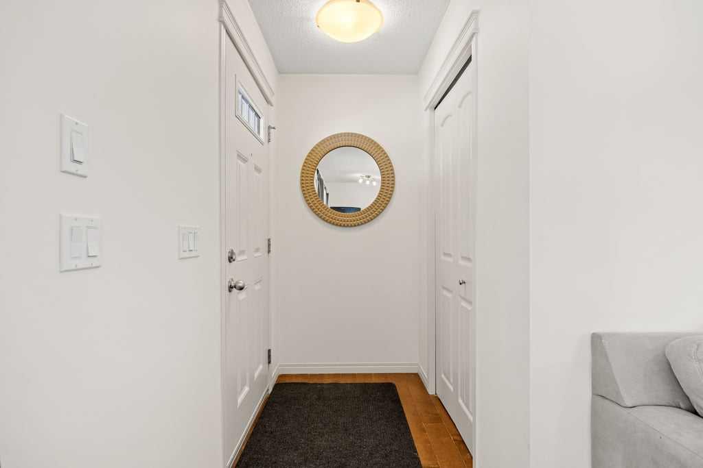 Picture for 403 Cranberry Park SE