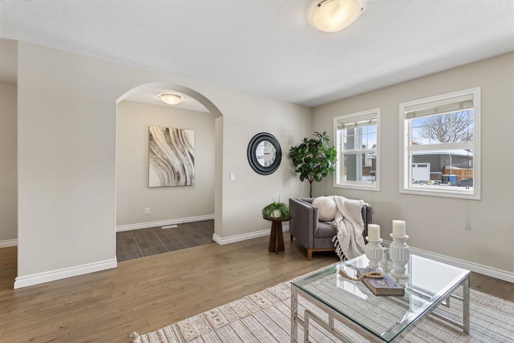 Picture for 62 Mackenzie Way 