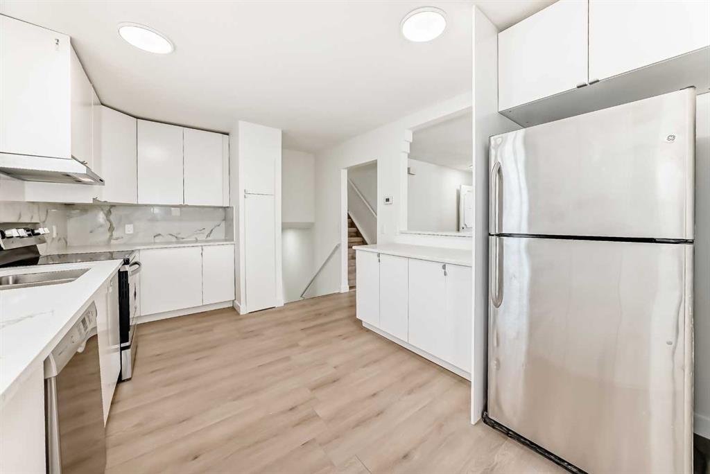 Picture for 532 Rundleridge Drive NE