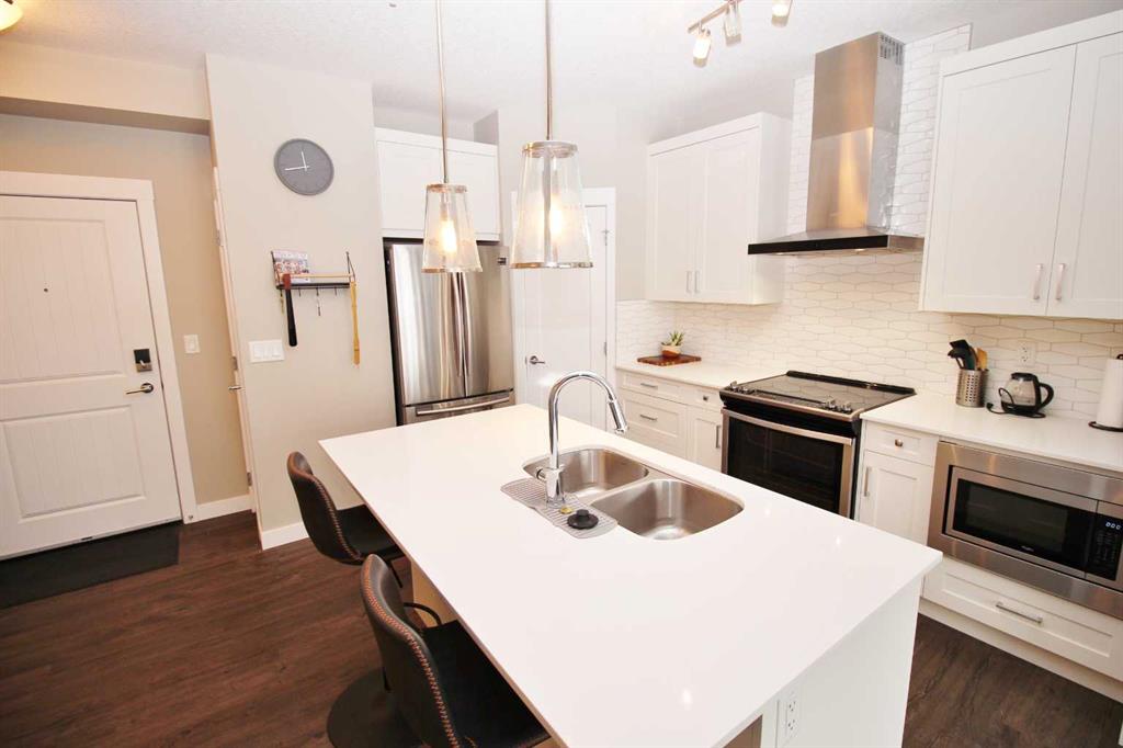 Picture for 211, 200 Auburn Meadows Common SE