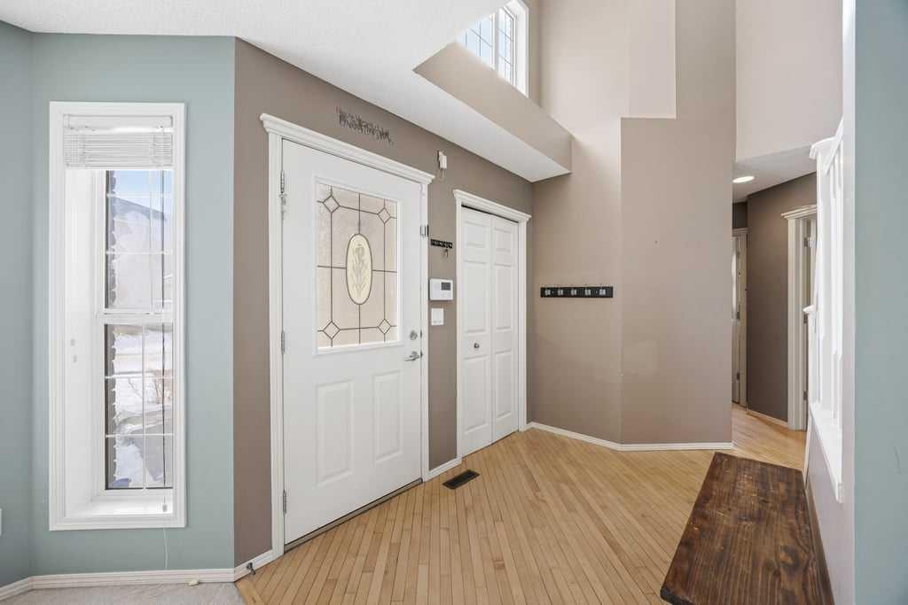 Picture for 19 Sienna Park Crescent SW