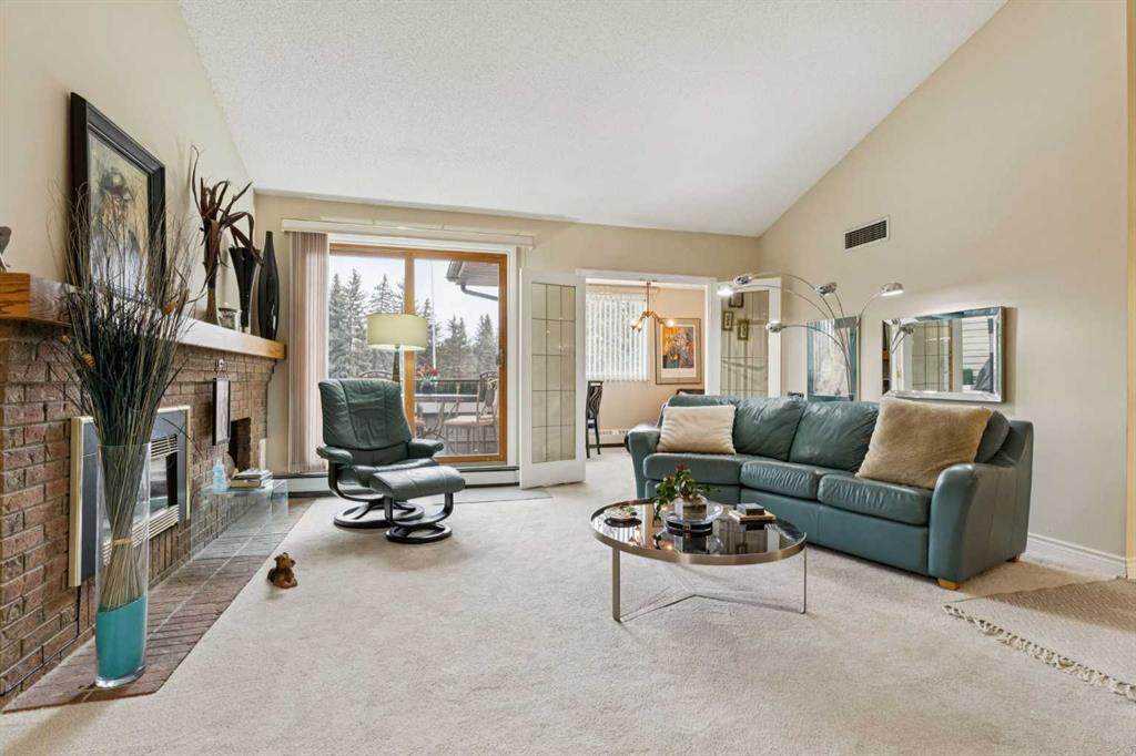 Picture for 302, 2425 90 Avenue SW