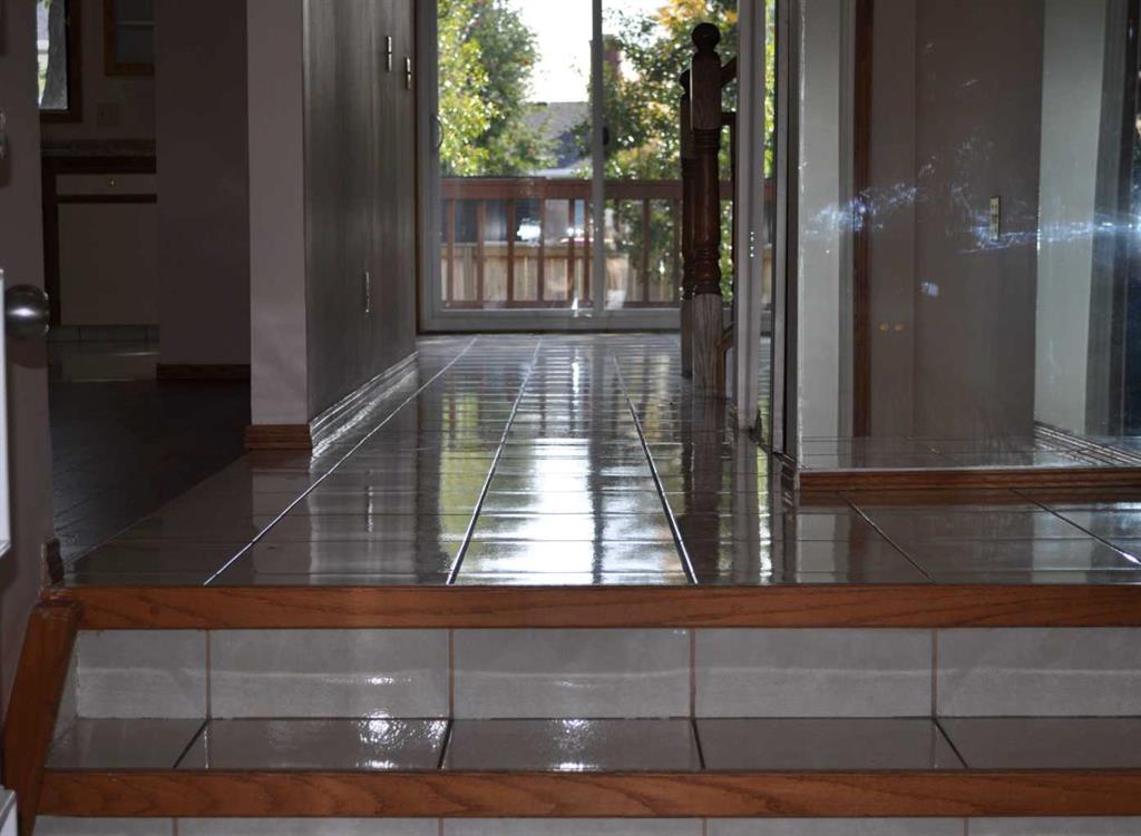 Picture for 319 Woodside Circle SW