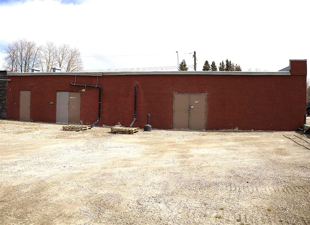 Picture for 1 &amp; 2 combined, 204 Centre Street N