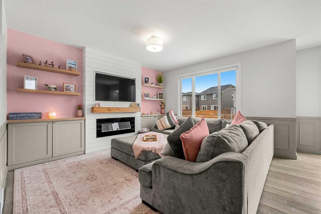 Picture for 32 Paint Horse Crescent 