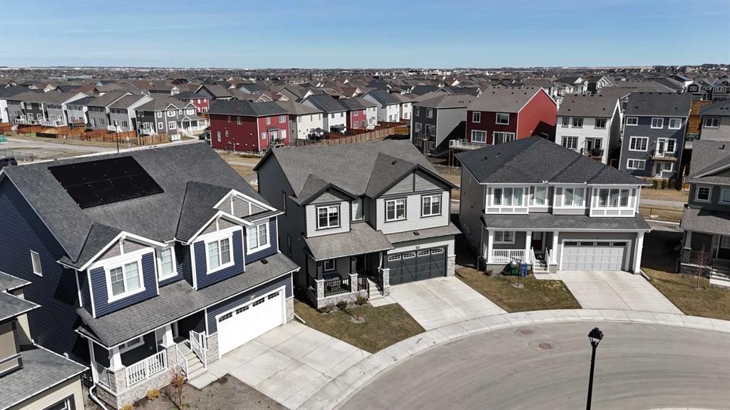 Picture for 629 Southwinds Close SW