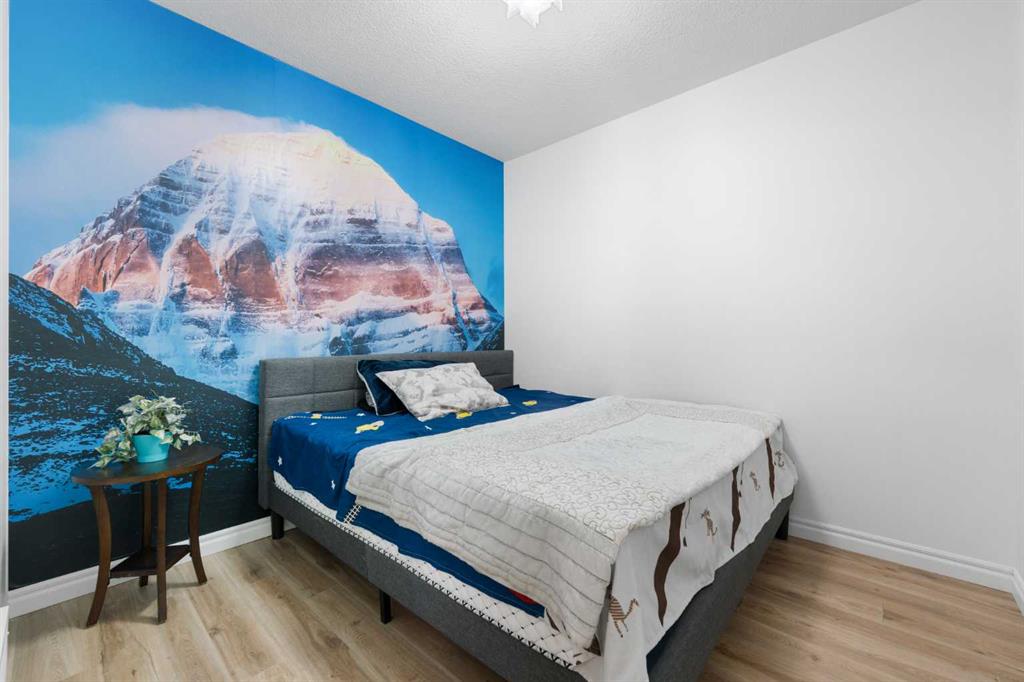 Picture for 99 Evansglen Circle NW