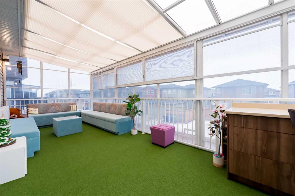 Picture for 99 Evansglen Circle NW