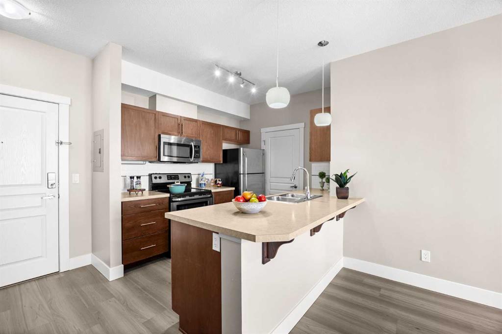 Picture for 407, 2300 Evanston Square NW