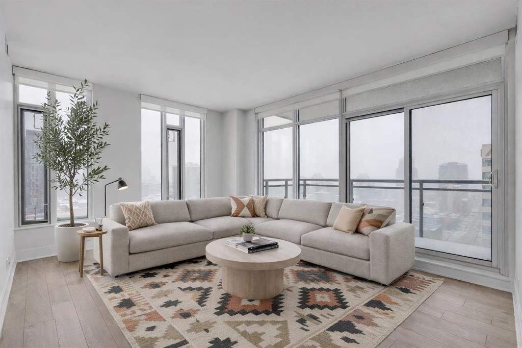 Picture for 1808, 901 10 Avenue SW