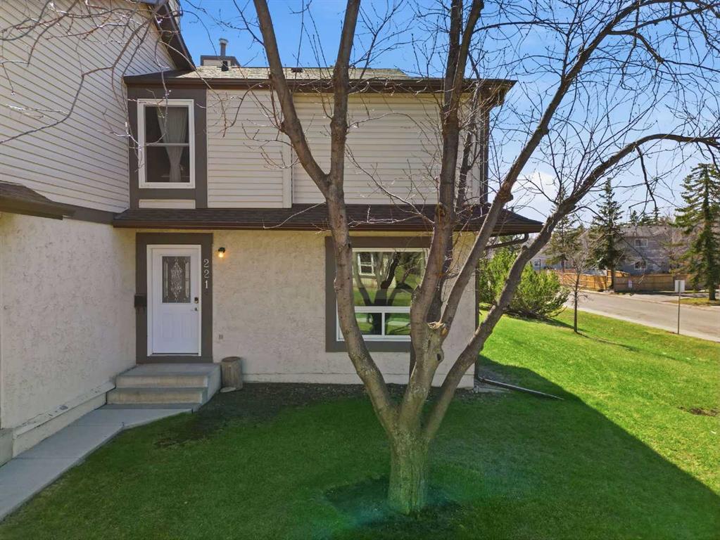 Picture for 221 Deerpoint Lane SE