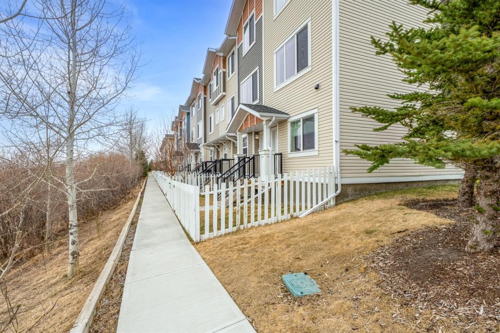 Picture for 22 Stonehouse Crescent NW