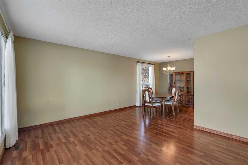 Picture for 212 Westwood Drive SW