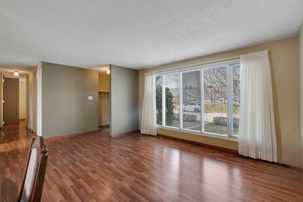 Picture for 212 Westwood Drive SW