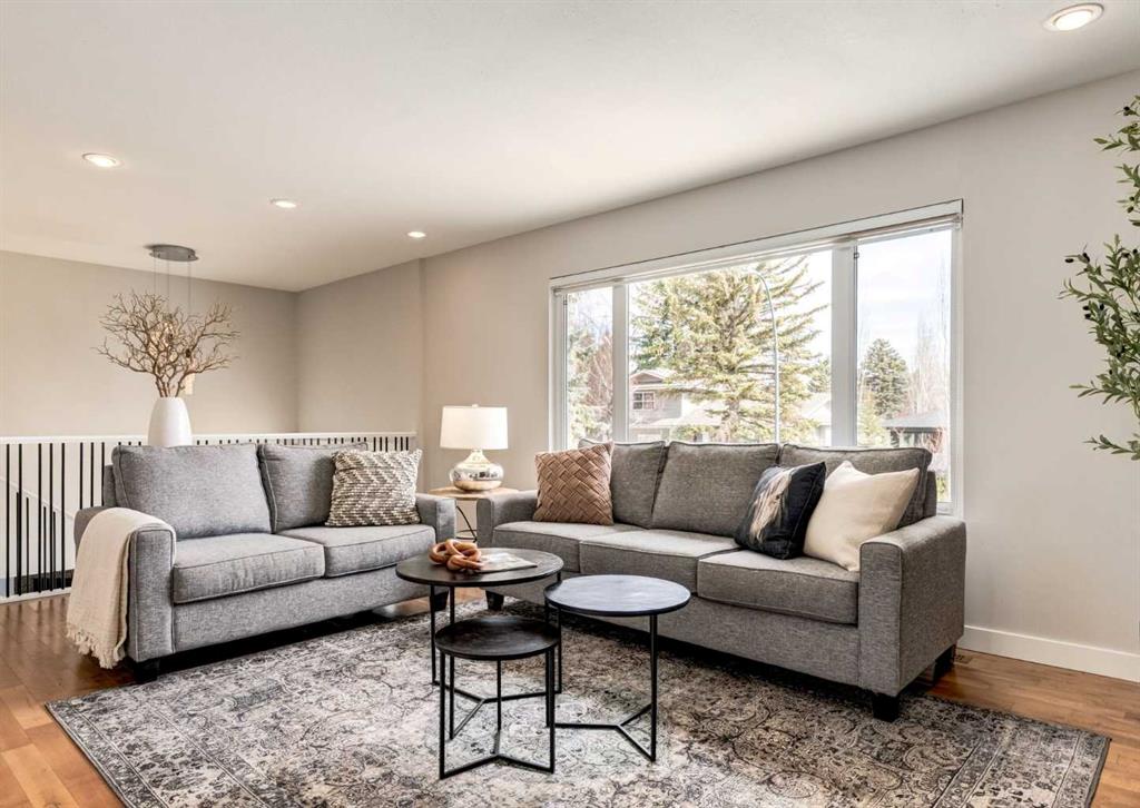 Picture for 176 Mapleburn Drive SE