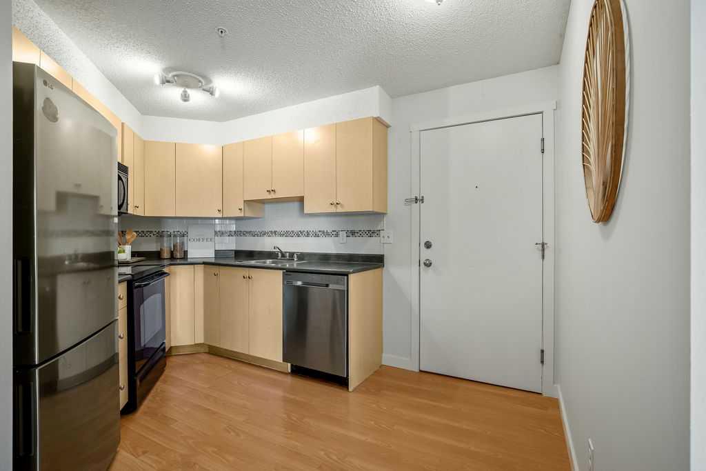 Picture for 1212, 2395 Eversyde Avenue SW