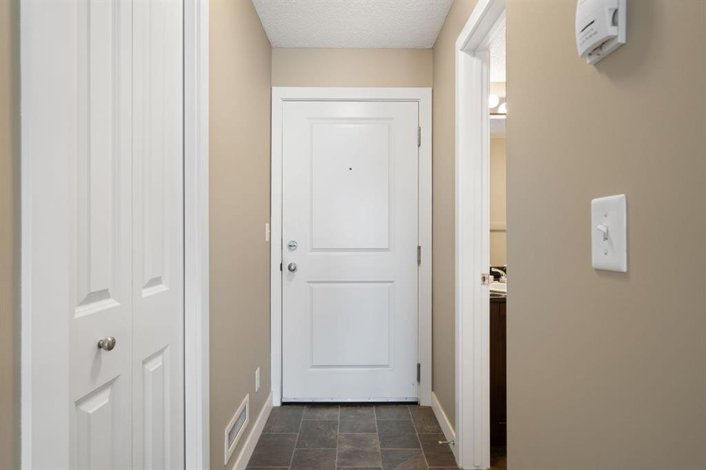 Picture for 1315, 81 Legacy Boulevard SE