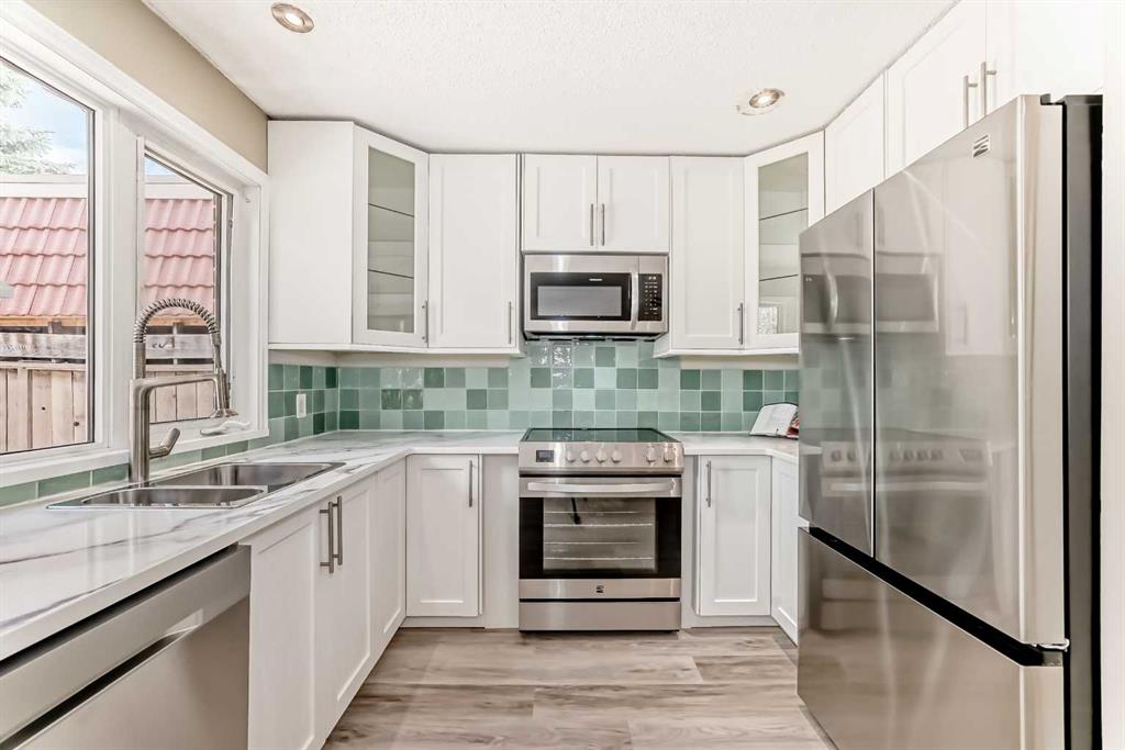 Picture for 8, 714 Willow Park Drive SE