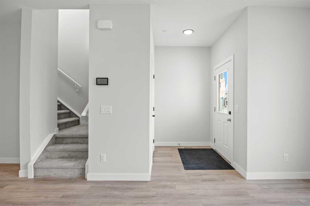 Picture for 21 Hotchkiss Gardens SE