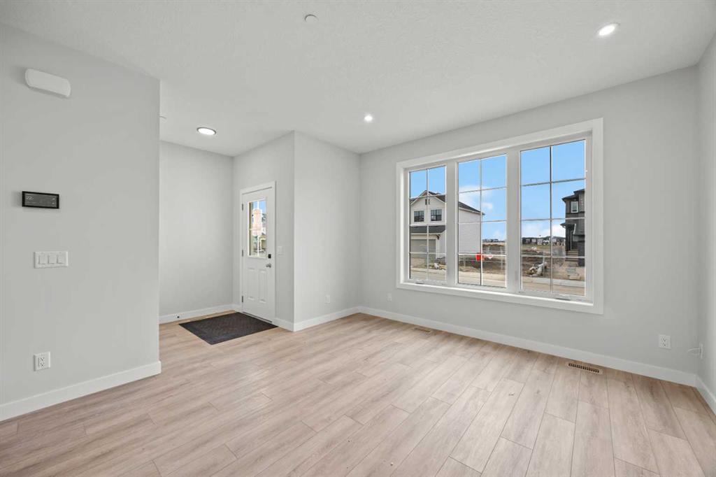 Picture for 21 Hotchkiss Gardens SE