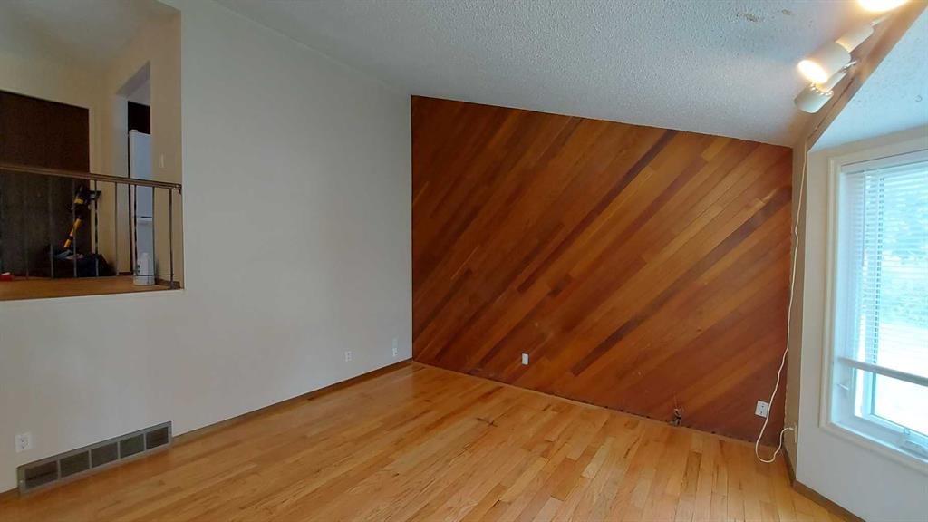 Picture for 821 Whitemont Drive NE