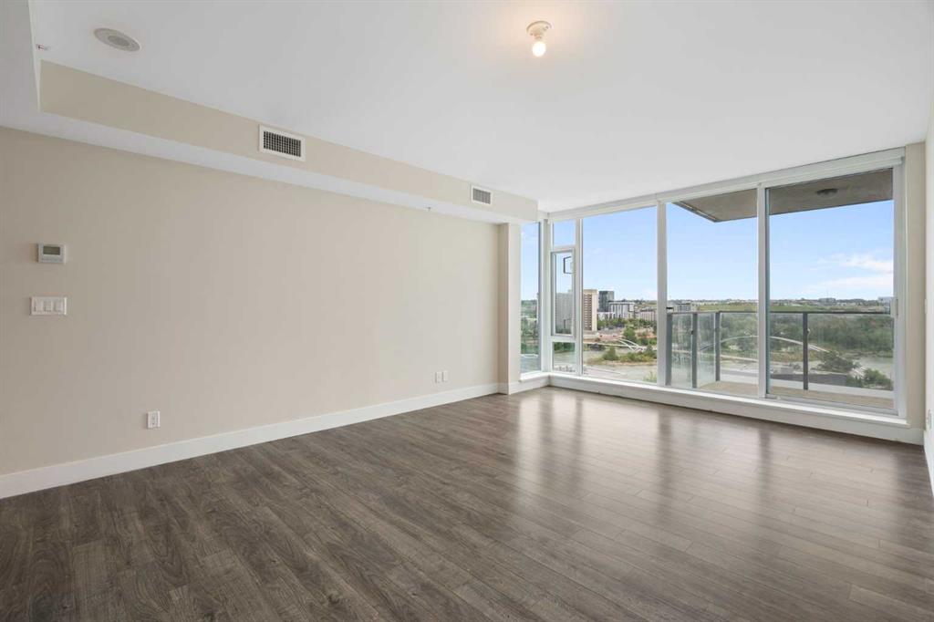 Picture for 1004, 519 Riverfront Avenue SE