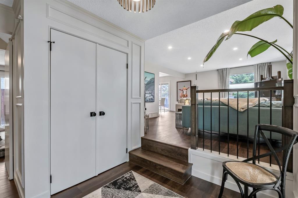 Picture for 263 Silvergrove Place NW