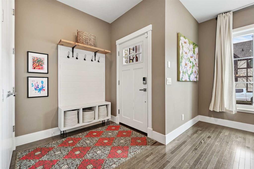 Picture for 96 Beny-Sur-Mer Road SW