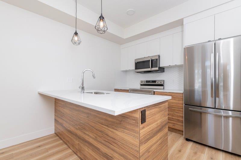 Picture for 706, 10060 46 Street NE