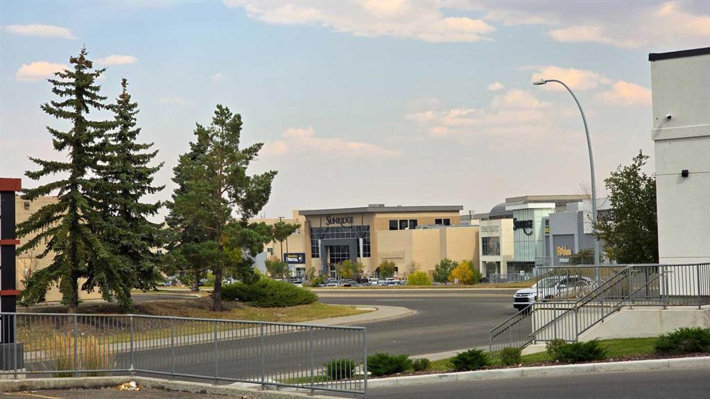 Picture for 5102, 2255 32 Street NE