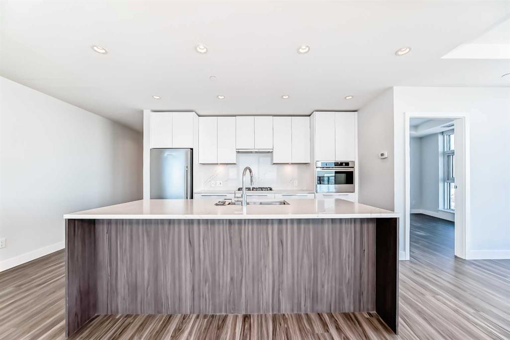 Picture for 3904, 530 3 Street SE