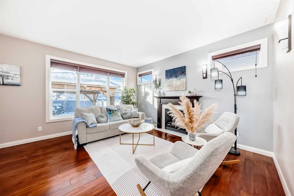 Picture for 297 Evanspark Gardens NW