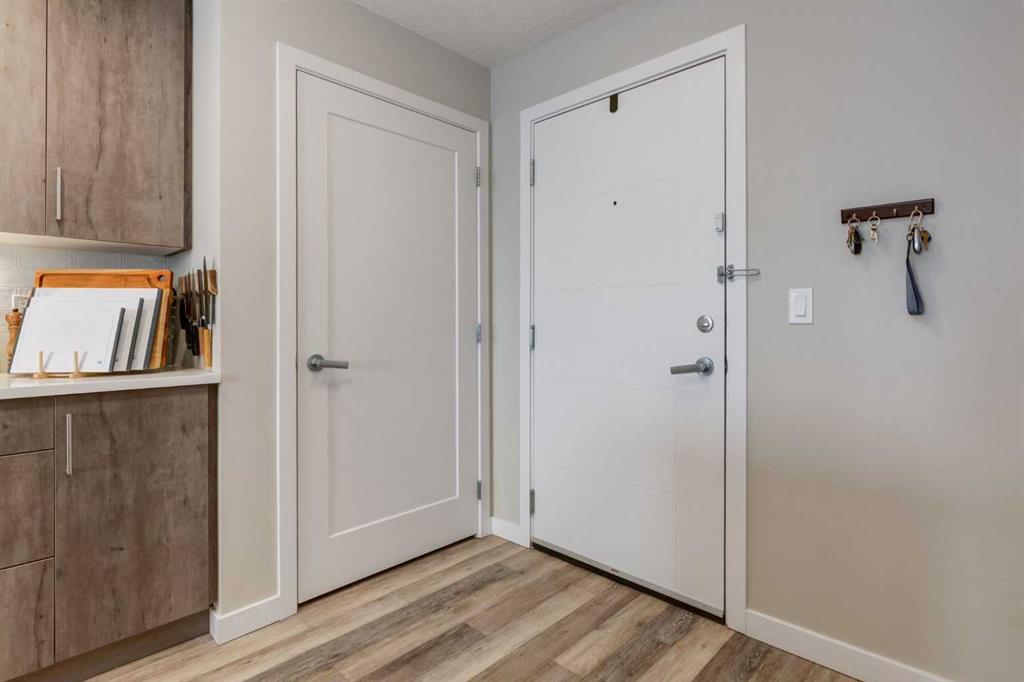 Picture for 412, 8531 8A Avenue SW