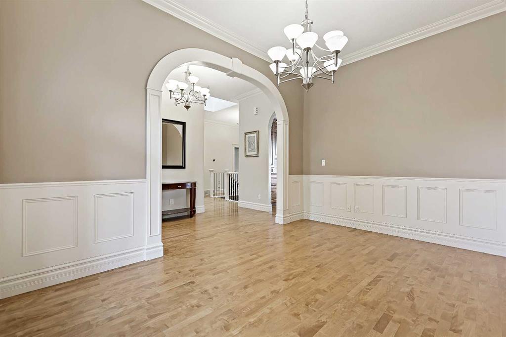 Picture for 49 Royal Highland Road NW