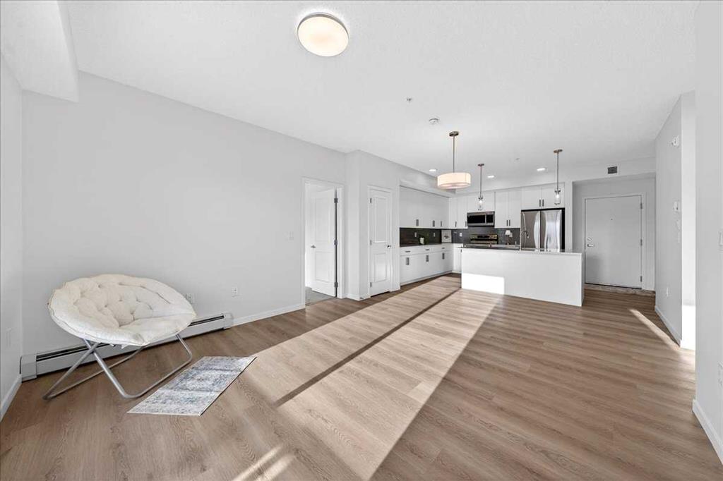 Picture for 325, 245 Edith Place NW