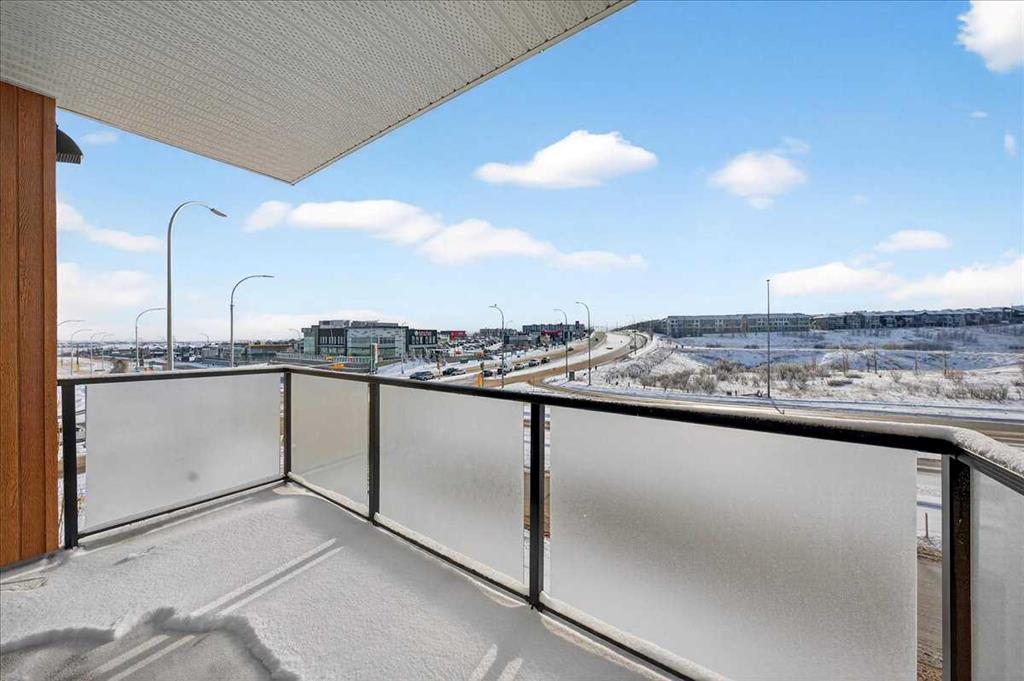 Picture for 325, 245 Edith Place NW