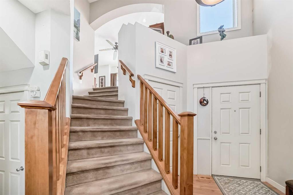 Picture for 198 Brightonstone Bay SE