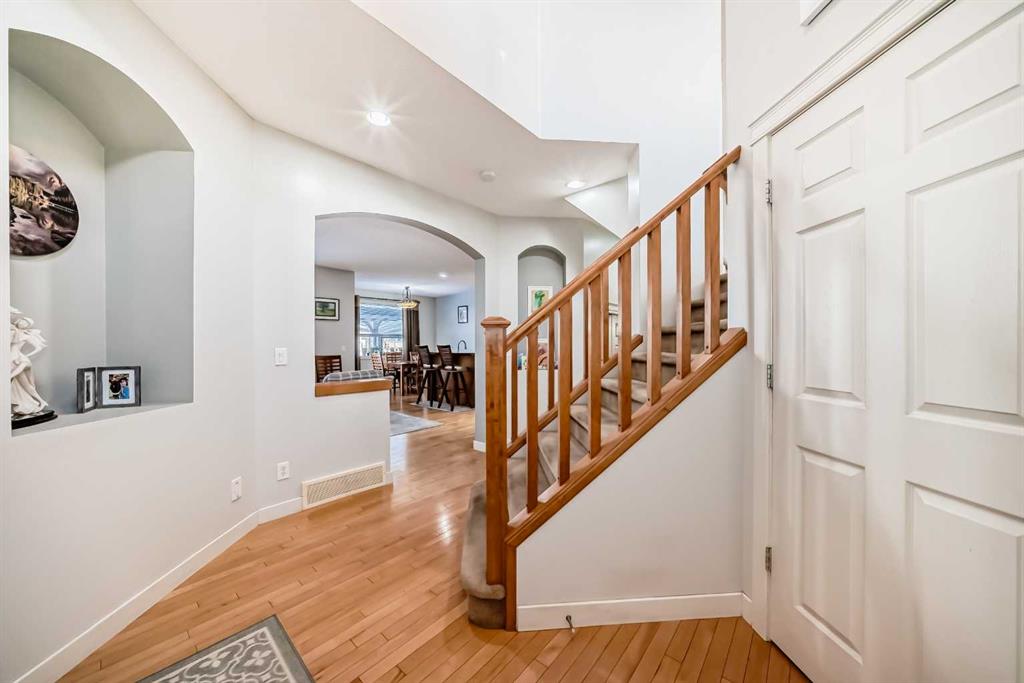 Picture for 198 Brightonstone Bay SE