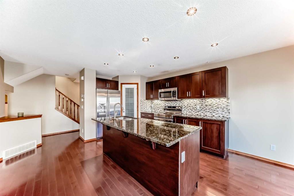 Picture for 38 Springborough Way SW