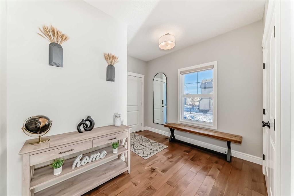 Picture for 35 Mahogany Crescent SE