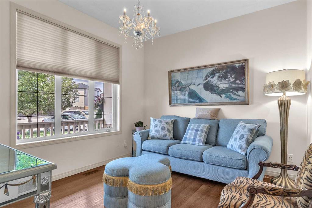 Picture for 166 Topaz Gate 