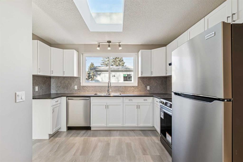 Picture for 732 Seymour Avenue SW